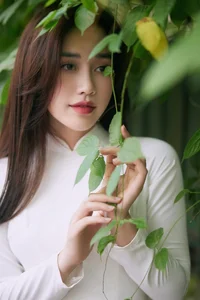 Top 100 Most Beautiful Ao Dai: A Tribute to Vietnamese Elegance - image 40