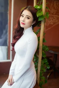 Top 100 Most Beautiful Ao Dai: A Tribute to Vietnamese Elegance - image 49