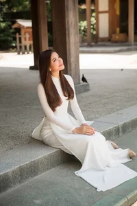 Top 100 Most Beautiful Ao Dai: A Tribute to Vietnamese Elegance - image 35