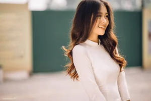 Top 100 Most Beautiful Ao Dai: A Tribute to Vietnamese Elegance - image 58