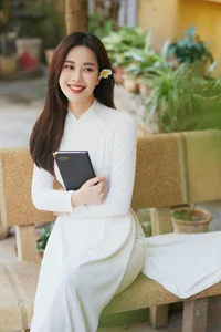 Top 100 Most Beautiful Ao Dai: A Tribute to Vietnamese Elegance - image 54