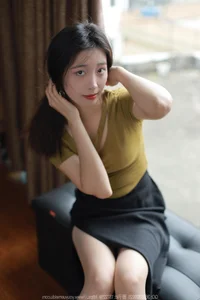 Elegant High-Slit Dress Collection Featuring Xiao Jiu for IESS - image 16