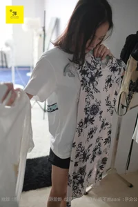 IESS Fantasy Series - Lonely Weekend Vol. 2 Starring Xiao Liu - image 3