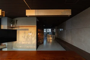 Innovative 3-Story An Phu House Design: Mastering Triangular Plots with Multi-Layered Living Spaces - image 2
