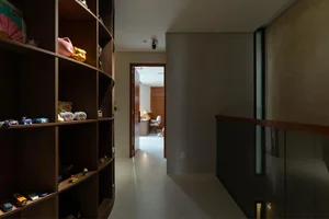 Innovative 3-Story An Phu House Design: Mastering Triangular Plots with Multi-Layered Living Spaces - image 21