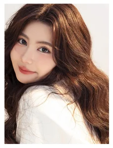 Quyen Linh's Daughter Stuns as a 16-Year-Old Muse - image 3