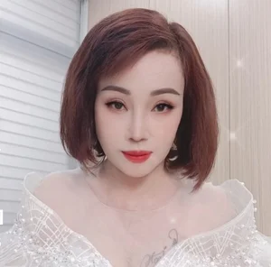 The Current Beauty of Thu Sao: A Famous Age-Gap Love Story - image 3