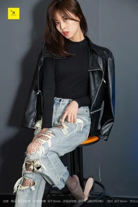 IESS Puhui Series Dansi 006 Featuring Model Qiu Zhuguan Professional Office Fashion - image 25