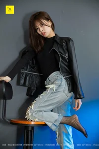IESS Puhui Series Dansi 006 Featuring Model Qiu Zhuguan Professional Office Fashion - image 1