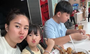 Vietnamese Singer Le Quyen Debuts Bold New Pixie Haircut in Latest Celebrity Gallery - image 4