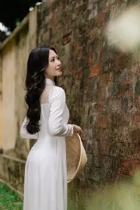 The Timeless Grace of Vietnamese Women in Traditional Ao Dai - image 30