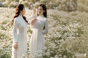 The Timeless Grace of Vietnamese Women in Traditional Ao Dai - image 4