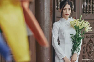 The Timeless Grace of Vietnamese Women in Traditional Ao Dai - image 0