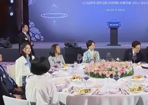 K-Pop Sensation Receives Personal Congratulations from South Korean President - image 3