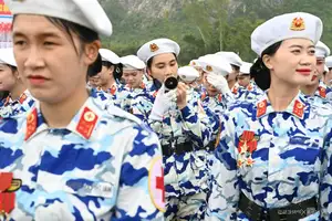 Vietnam's Female Soldiers: Majestic Parade Rehearsal Showcases Strength and Discipline - image 0