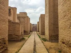 Unveiling Ancient Babylon: Grand Legacy of Mesopotamian Civilization - image 3