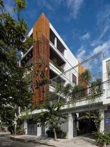 A Lush Urban Oasis: Nha Trang House Renovation Inspired by Serenity - image 8