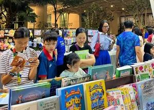 Promoting the Beauty of Reading Culture in the Digital Era for Future Generations - image 4