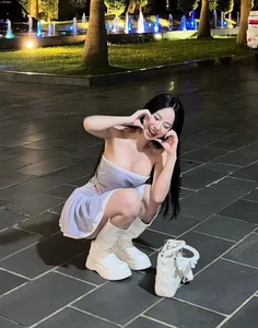 Nhan Sac Cuc Chay: The TikToker Who Caught G-Dragon's Eye - image 6
