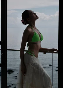 Vietnamese Actress Thuy Anh Stuns in Glamorous Bikini Photoshoot - image 4