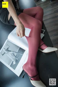 Stunning Red Silk Fashion Gallery with IESS Model Xiao Yu - image 8