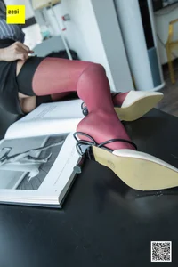 Stunning Red Silk Fashion Gallery with IESS Model Xiao Yu - image 44