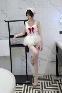 Pure Elegance with Yue Er Yue Er in Shanghai - image 24