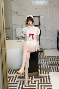 Pure Elegance with Yue Er Yue Er in Shanghai - image 20