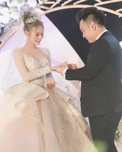 Life After Fame: Exploring the Journeys of Young Influencers Who Married at 18 - image 9