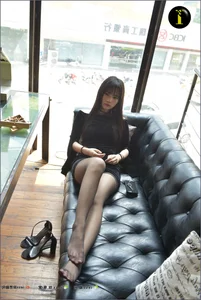 IESS Puhui 098: Qiqi’s Classic Black Silk Stocking Collection - image 6