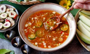 Top 10 Vietnamese Dishes Voted Best by International Travelers - image 9