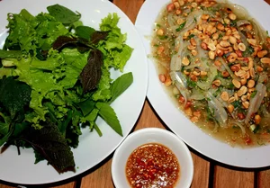 9 Must-Try Delicacies on Ly Son Island for Your April 30th Trip - image 0