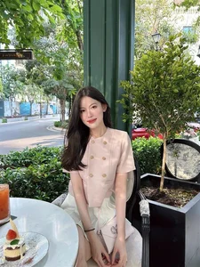 Unveiling the Family Background of Rapper HIEUTHUHAI's Girlfriend - image 5