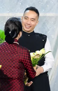 Designer Do Trinh Hoai Nam Transforms Yen Bai Gemstone Art into Luxurious Ao Dai - image 6