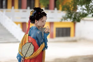 Timeless Elegance in Hanfu: YiTuYu Art Language Vol.8852 featuring E E Chi Bu Bao - image 19