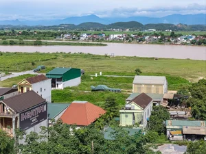 1gian House: A Rustic Red-Tile Retreat by the River in Nghe An - image 0