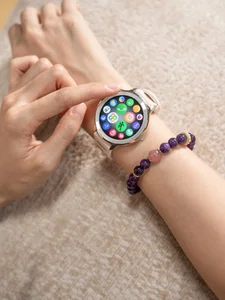 OPPO Unveils Luxurious 18K Gold-Plated Smartwatch for Women Starting at 7 Million VND - image 3