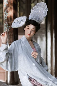 Visual Serenity: YiTuYu Art Language Vol.6454 Zhi Yu Qian Deng - image 0