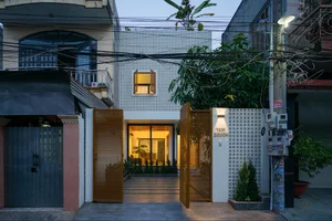May House in Bien Hoa: Revolutionizing Urban Living with Split-Level Design and Natural Light - image 17