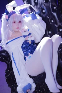 Dreamy Aesthetics: Coser lunananya as Laffey II from Azur Lane - image 5