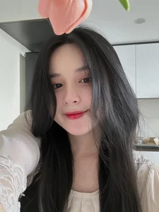 Thao Nari: The Radiant Beauty of the Tay Streamer and Modern Motherhood - image 4