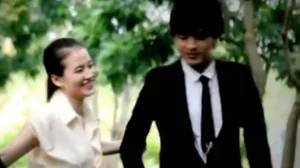 Beauty Spotlight: The Noodle Girl from Ho Quang Hieu MV - image 2
