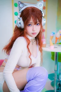 Y2K Cyber Cat Vibes: A Futuristic Fashion Journey with Coser Ely_eee - image 16