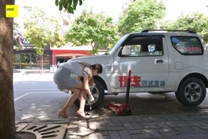 IESS Devil Wednesday Vol. 20: Jiu Mei's Creative Tire Change Shoot - image 92
