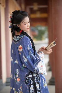 Timeless Elegance: Xin Xin in YiTuYu Art Language Vol.8883 - image 8