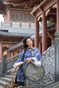 Timeless Elegance: Xin Xin in YiTuYu Art Language Vol.8883 - image 17