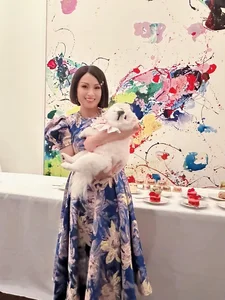 Ha Phuong: The Wealthy Sister of Cam Ly and Her Youthful Beauty - image 3