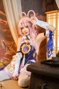 Divine Wisdom and Aesthetic Perfection: PoppaChan’s Fu Xuan Cosplay Masterpiece from Honkai: Star Rail - image 15
