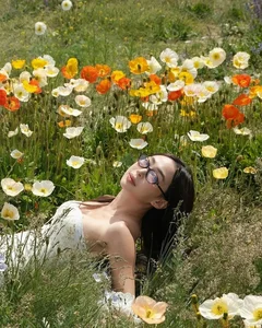 The Timeless Beauty of a Former Teenage Goddess Today - image 4