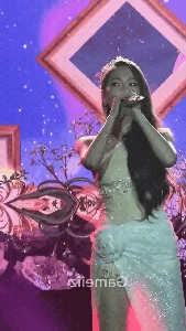 Analyzing Jessica Jung's Recent Concert in Vietnam and Fan Reactions - image 4